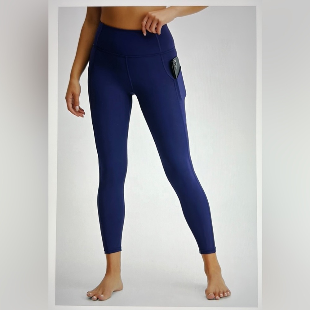 NWT- Fabletics PureLuxe High-Waisted Pocket 7/8 Legging -ABYSS (24”) - NWT!!